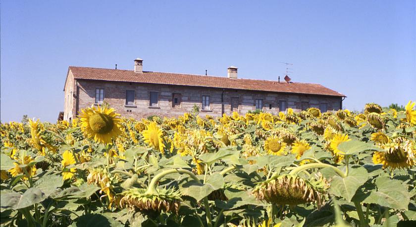 Tenuta Di Colle Alberti Agriturismo Villa แชร์เรโต กุยดิ ภายนอก รูปภาพ